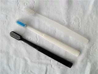 酒店牙刷豈止不消毒 磨毛率不達(dá)標(biāo)，牙膏菌落也超標(biāo)的衛(wèi)生隱患